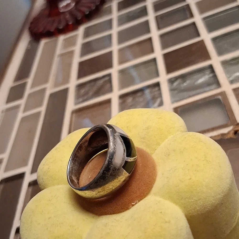 Vintage elegant ring